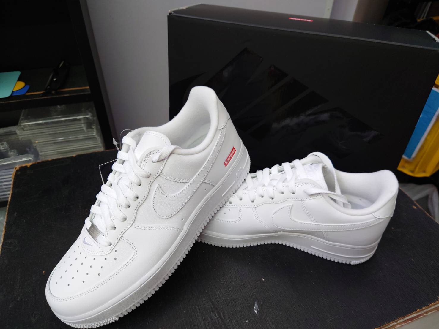 3 30 Nike Supreme Af1 Low お持ち頂きました マンガ倉庫太宰府店 Nike Supreme Af1 マンガ倉庫 太宰府店