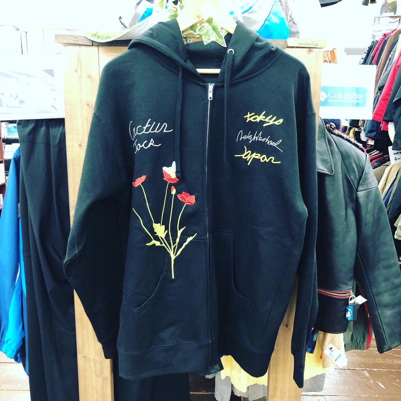 □古着コーナ入荷情報です！◇NEIGHBORHOOD × TRAVIS SCOTT コラボ