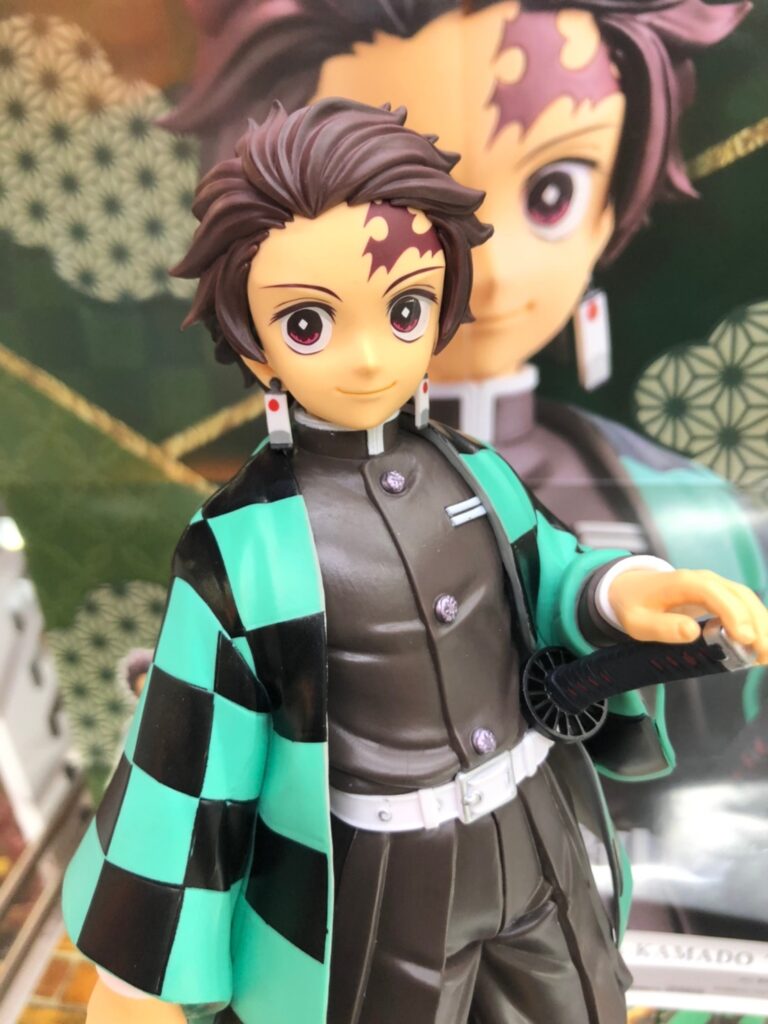 7 28 7 30入荷のアミューズ景品です 鬼滅の刃 ワンピース 呪術廻戦 セーラームーン ドラゴンボール など マンガ倉庫豆津バイパス店