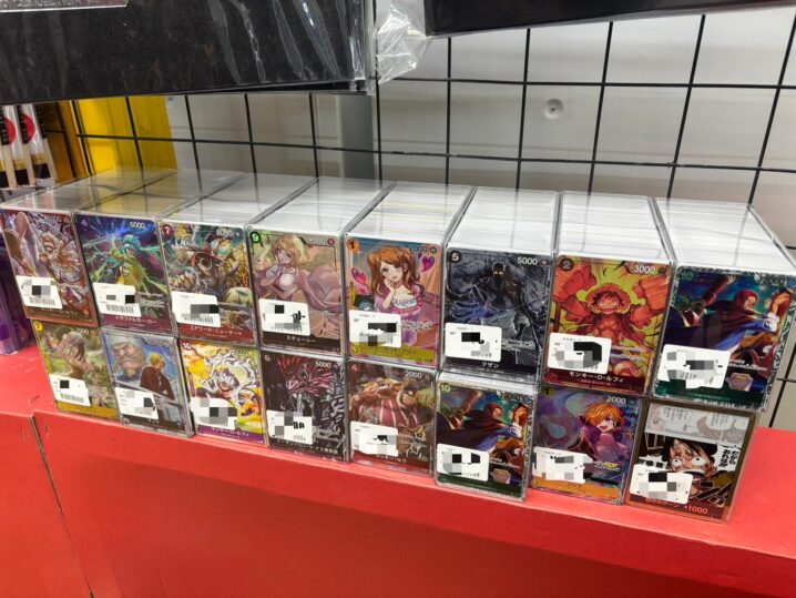 カード - マンガ倉庫大分わさだ店